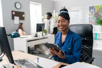 Financial Center Cleaning in Stone Ridge, Virginia